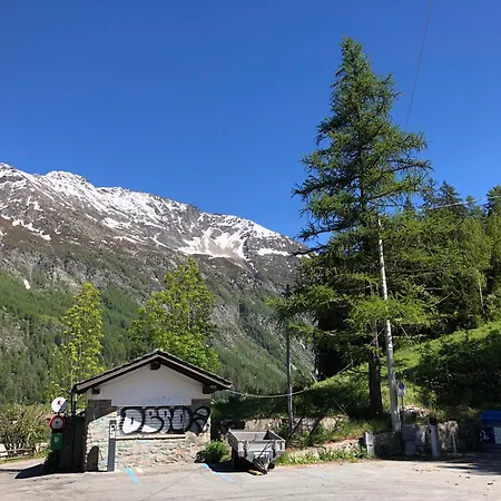 Appartement Guesthost - Les Pies Sur Le Pistes - Cozy In La Thuile