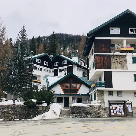Appartement Les Pies Sur Le Pistes - Cozy In La Thuile