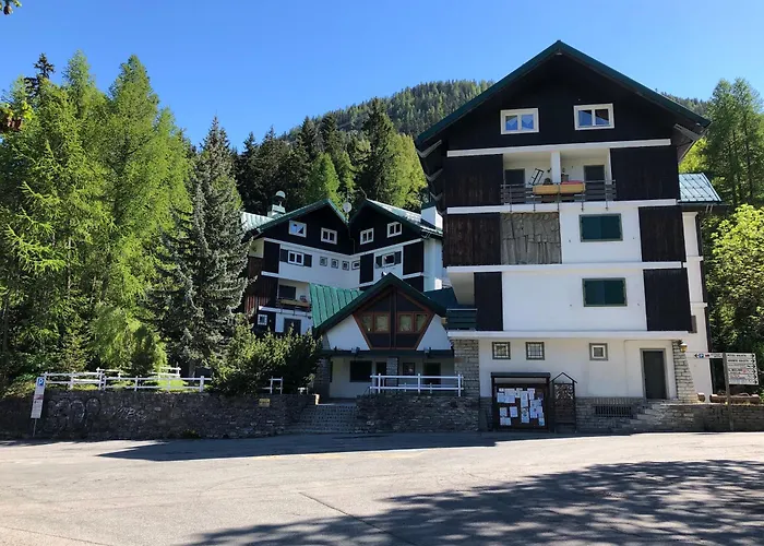 Guesthost - Les Pies Sur Le Pistes - Cozy In